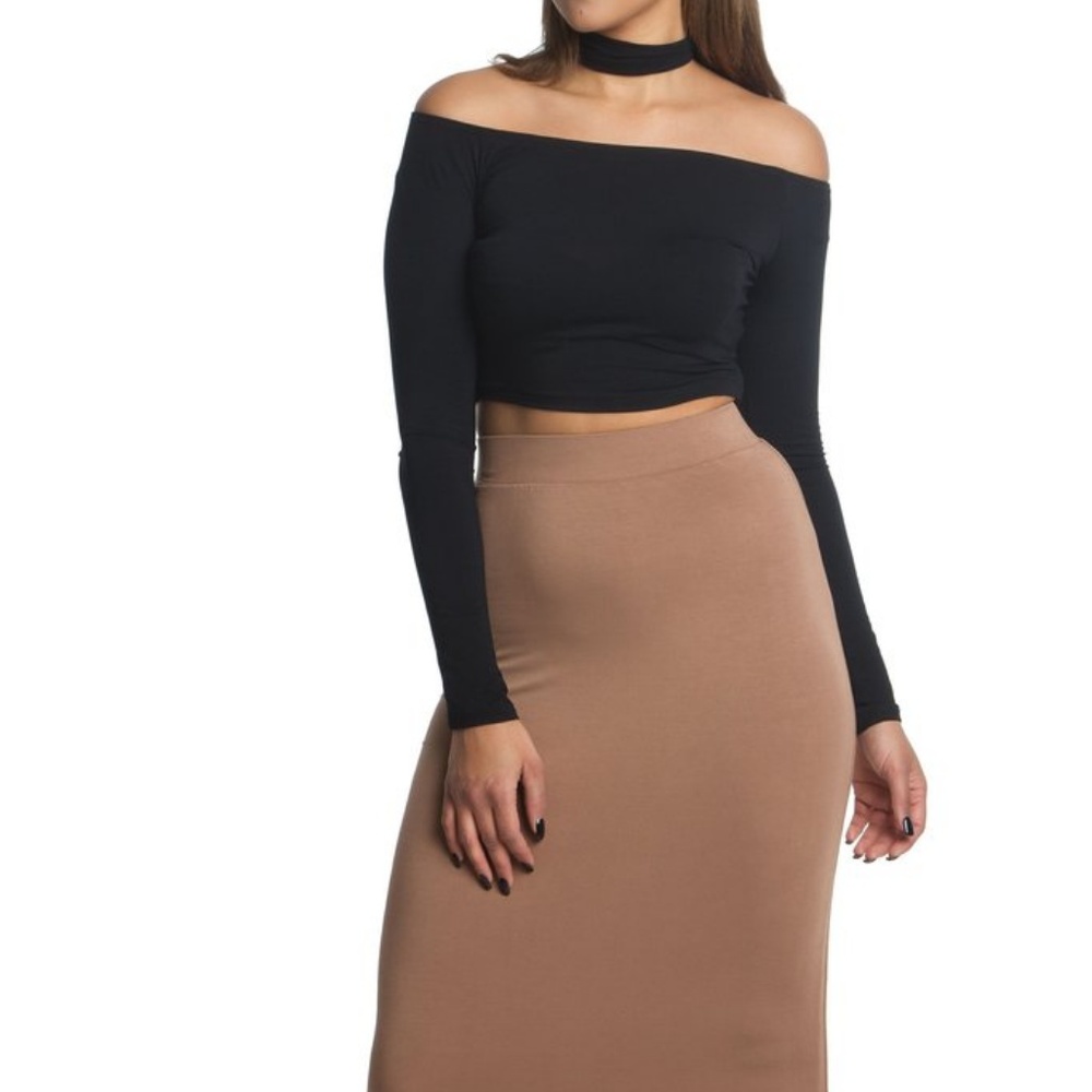 boat/ choker colar crop top